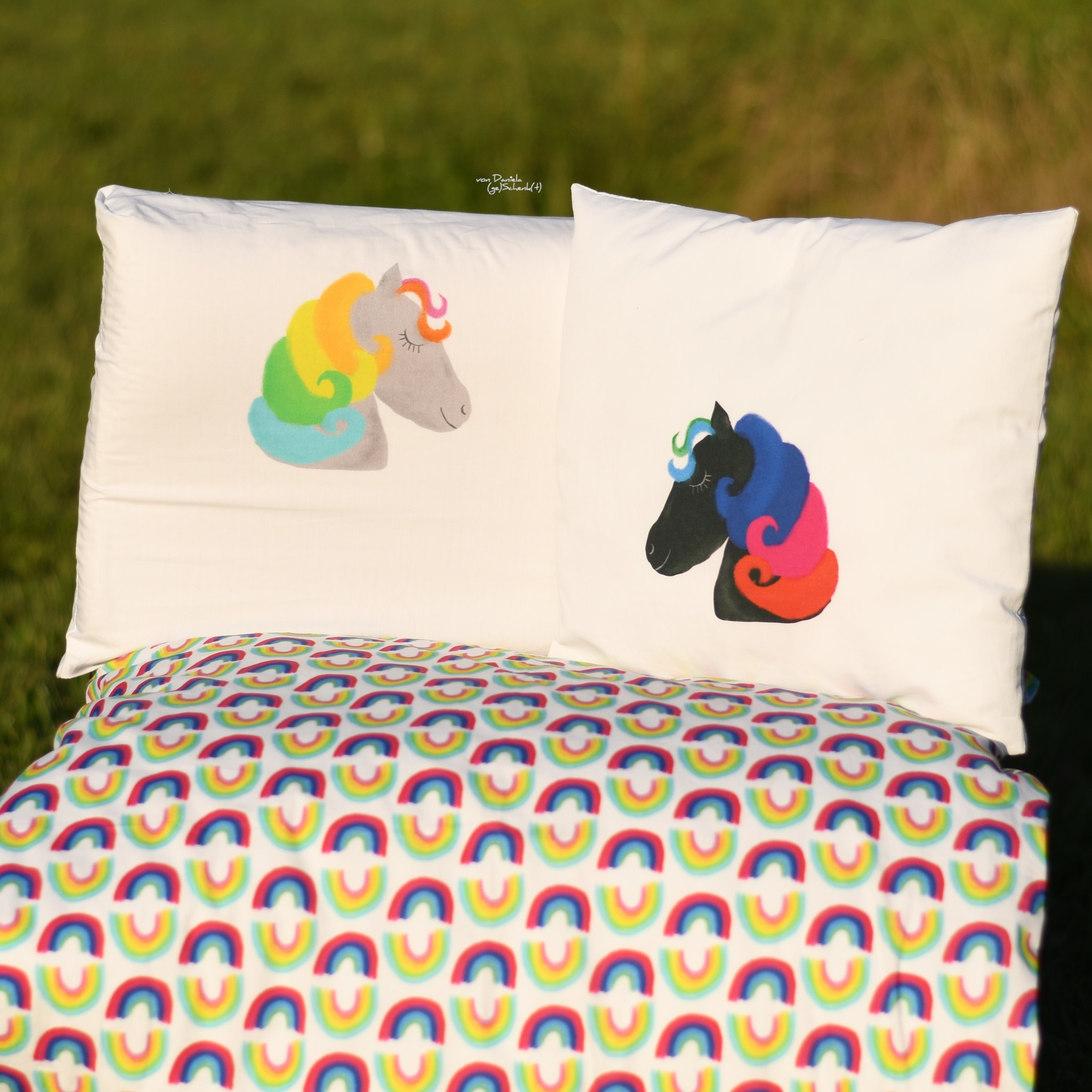 Bio Webware Stoff  -  50 cm Panel Regenbogenponies  - SimoneKelly, Regenbogen, weiß, Fantasy, 100% Bio-Baumwolle